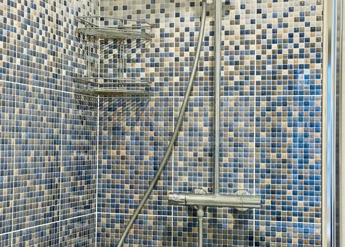 Carl Johann Felsko Dzīvoklis *